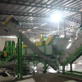 柯達(dá)鏡片與塑料鏡架 光學(xué)科技與輕便時(shí)尚的完美結(jié)合